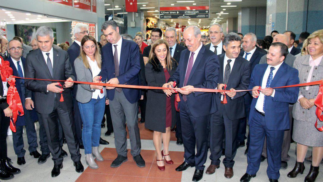 "Öğretmenim" Fotoğraf Sergisi Açıldı