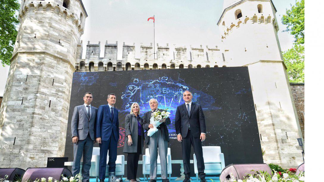 Öğretmenler Derslerini Müzelerde Anlatacak