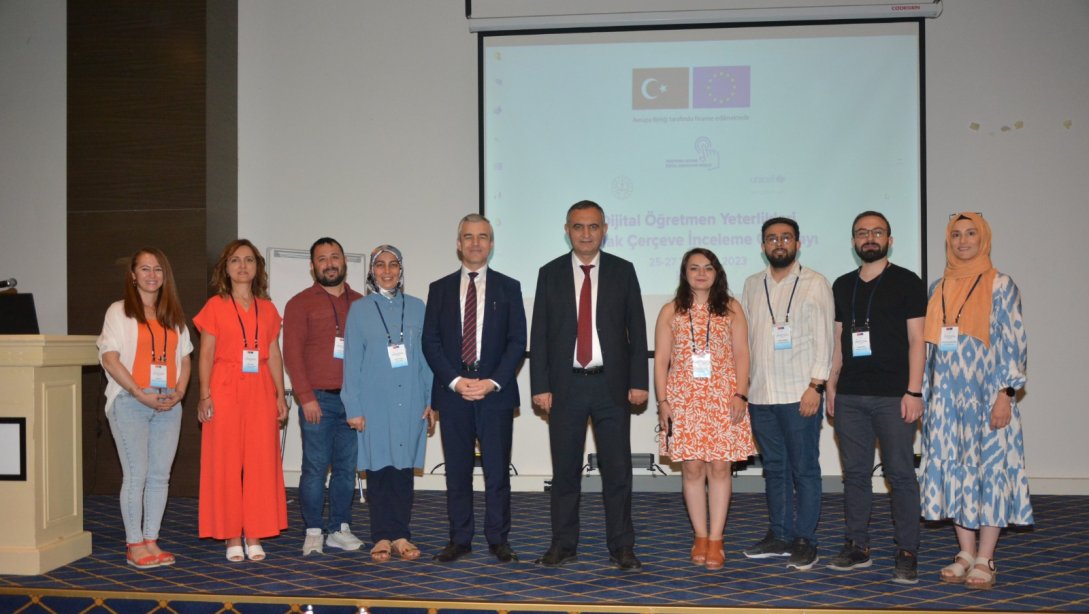 Millî Eğitim Bakanlığı ile UNICEF, Öğretmen Eğitimi Dijital Ekosistemi Projesini İlk Çalıştayı Eskişehir'de başladı.